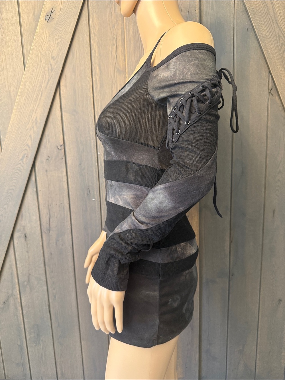 Salvage Black & Charcoal Cold-Shoulder Graphic Mini Dress - Picture 4 of 4